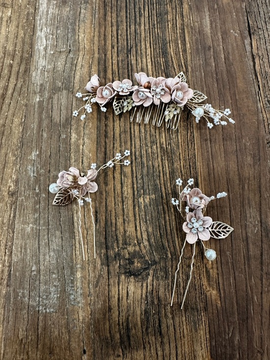 Accessories - Delicate Pink Floral Hair Comb and Pins Set - Women Accessories set of 3